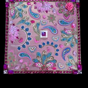 26"×26" SQUARE PINK HARMONY  DECORATIVE WALL ART